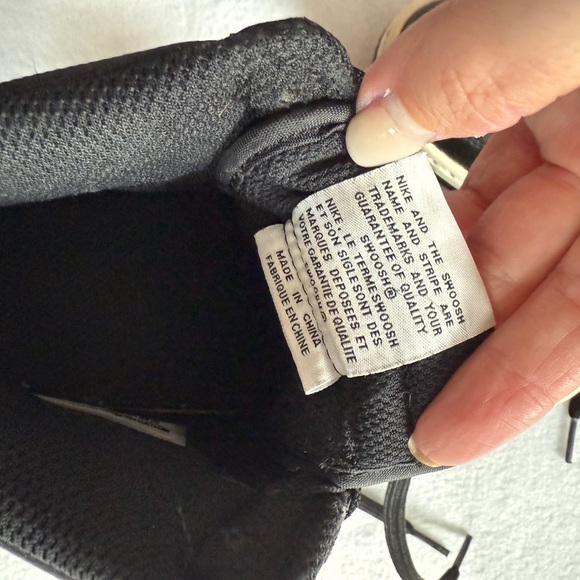 Nike Women's Black Dunk Rise’s - Size 5.5 - Picture 5 of 6